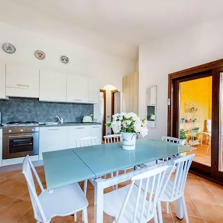 Apartment Lu Maestrali