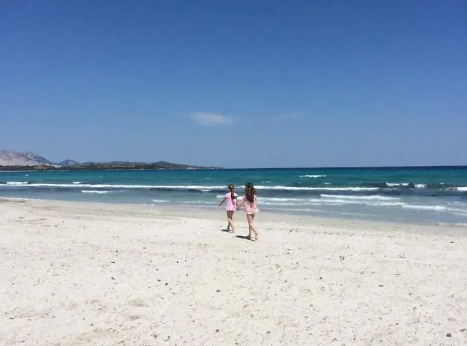 Lu Maestrali Daire San Teodoro (Sardinia)